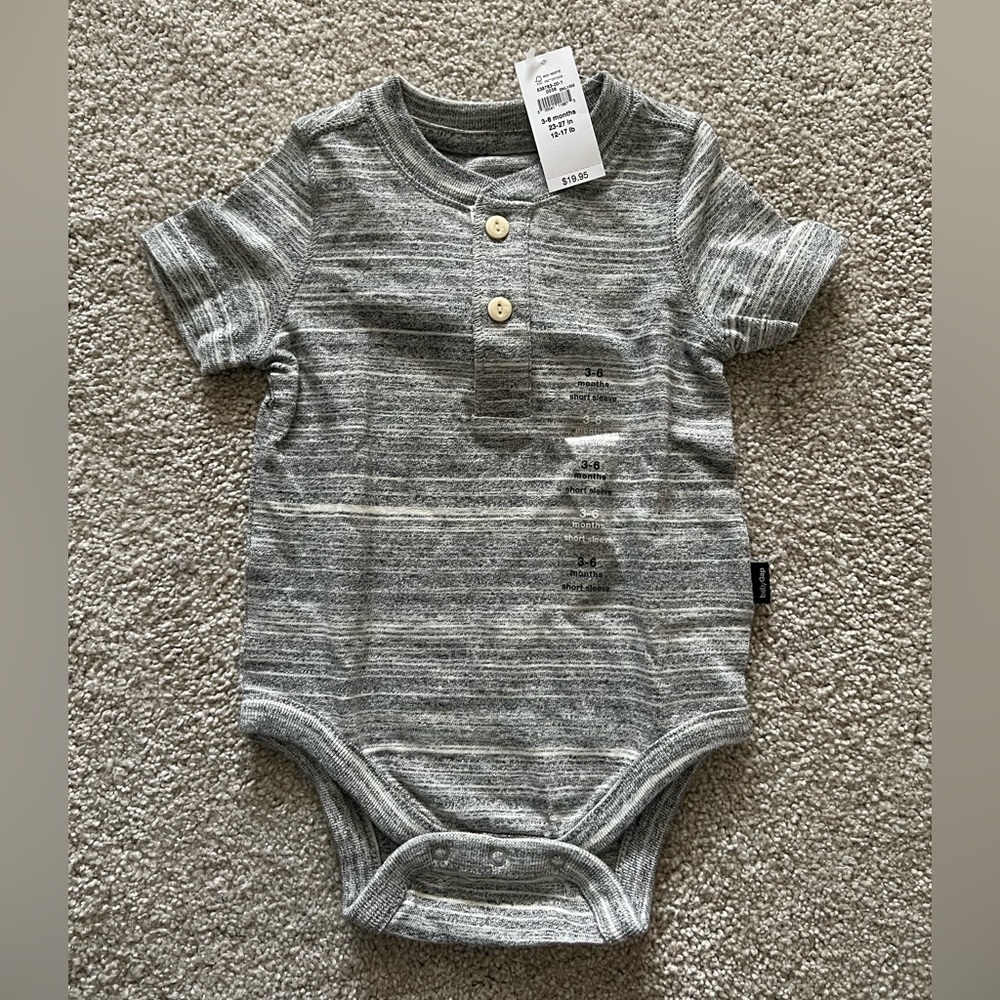 NWT Gap Baby bodysuit